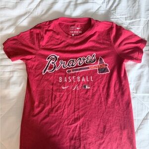 Nike Kids Red Braves Baseball Tee size Small